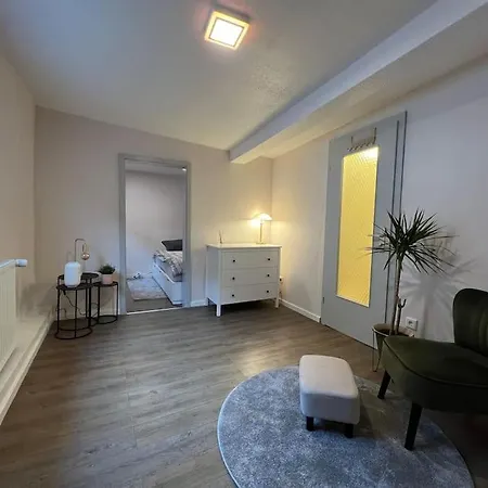 Gemuetliches Haus Mit 2 Zimmern * ולנדר