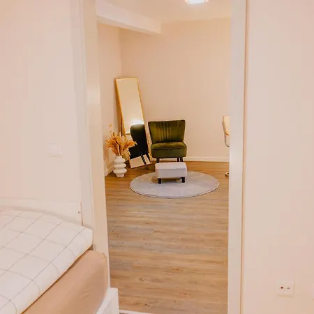 דירה Gemuetliches Haus Mit 2 Zimmern *