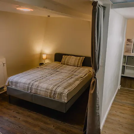 Gemuetliches Haus Mit 2 Zimmern Διαμέρισμα