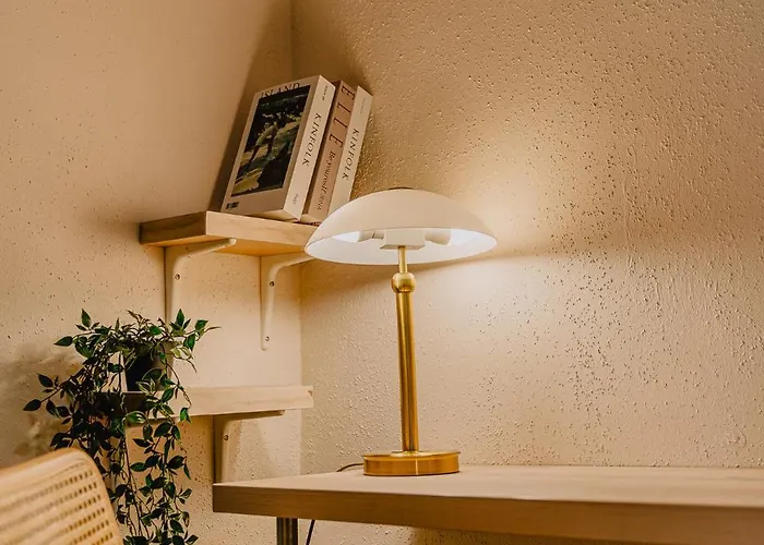 아파트 Gemuetliches Haus Mit 2 Zimmern *